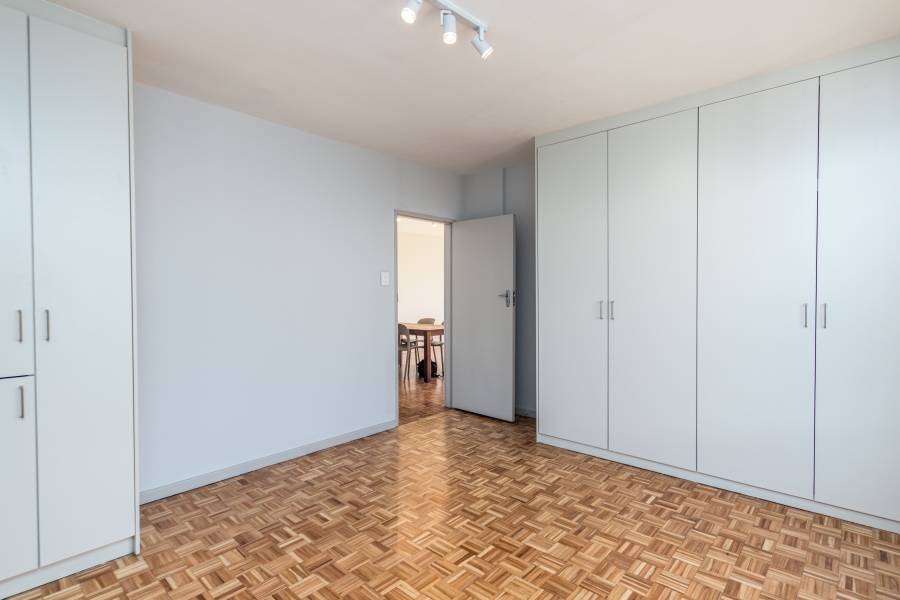 To Let 2 Bedroom Property for Rent in Gardens Western Cape